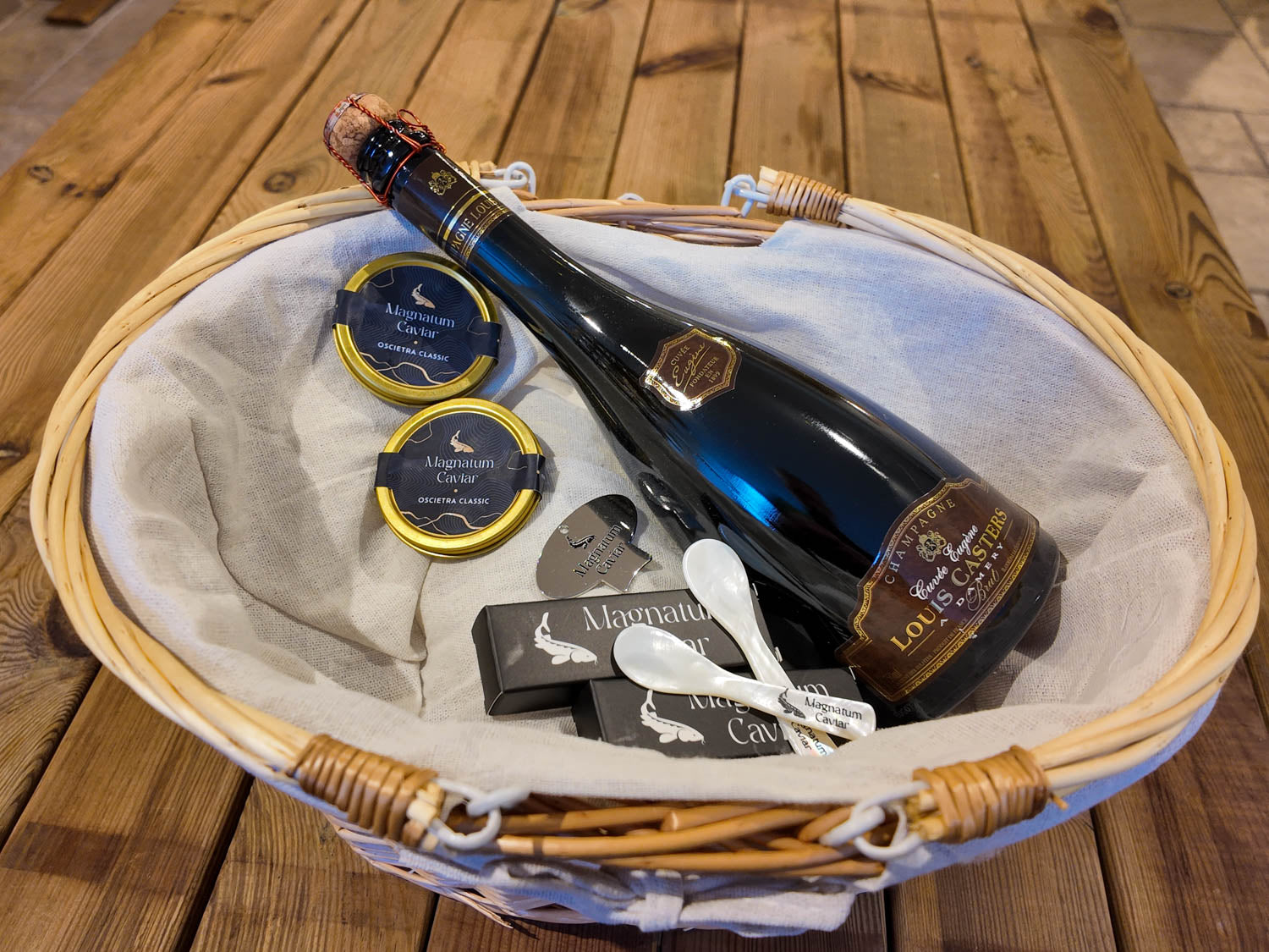 Gavekurv - Champagne - Oscietra caviar