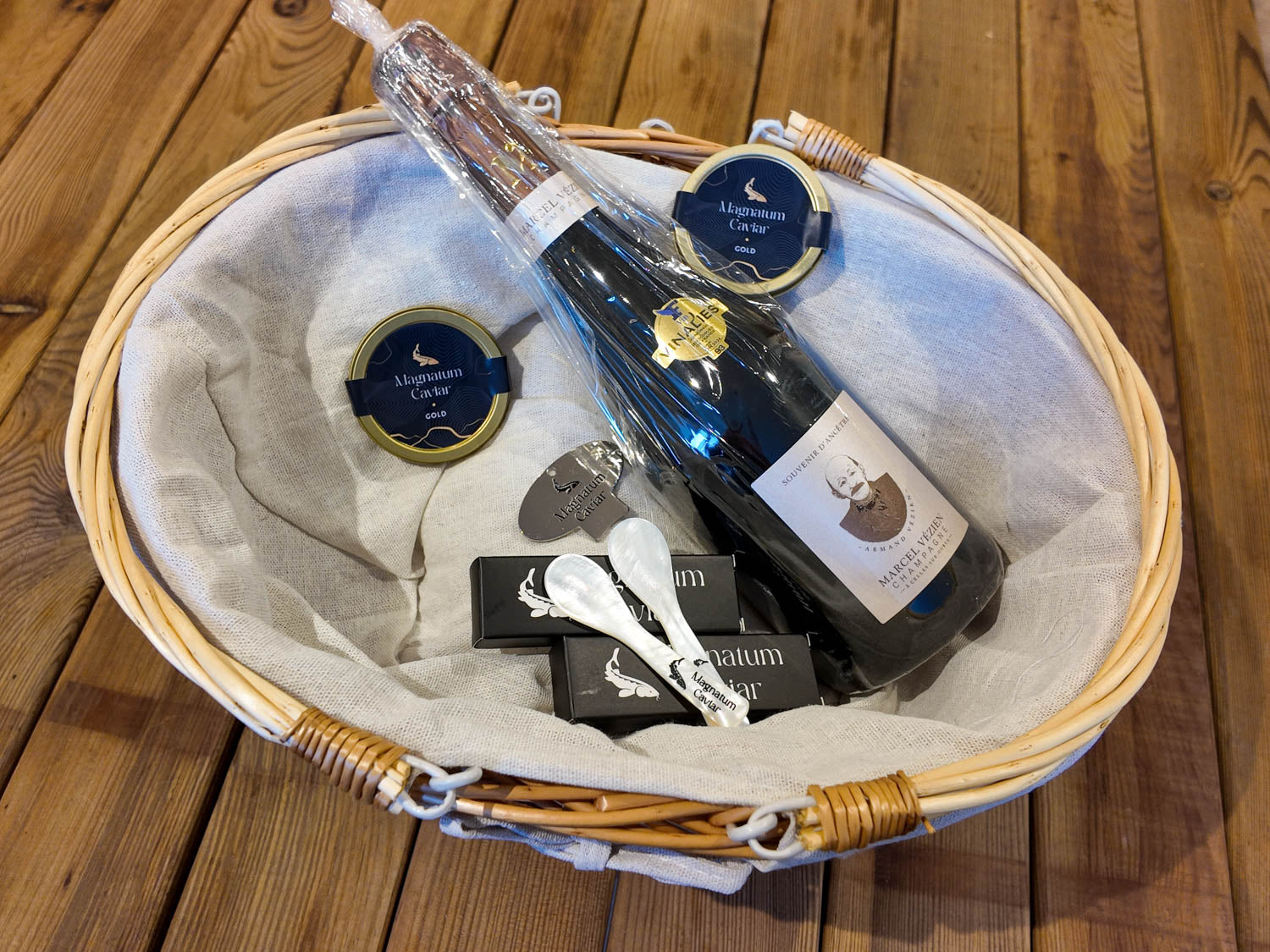 Gavekurv - Champagne - Gold Seection caviar